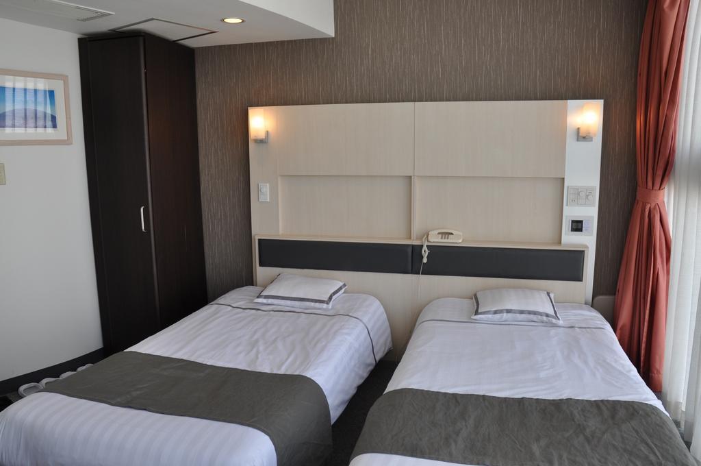 Hotel West Νουμάζου Δωμάτιο φωτογραφία