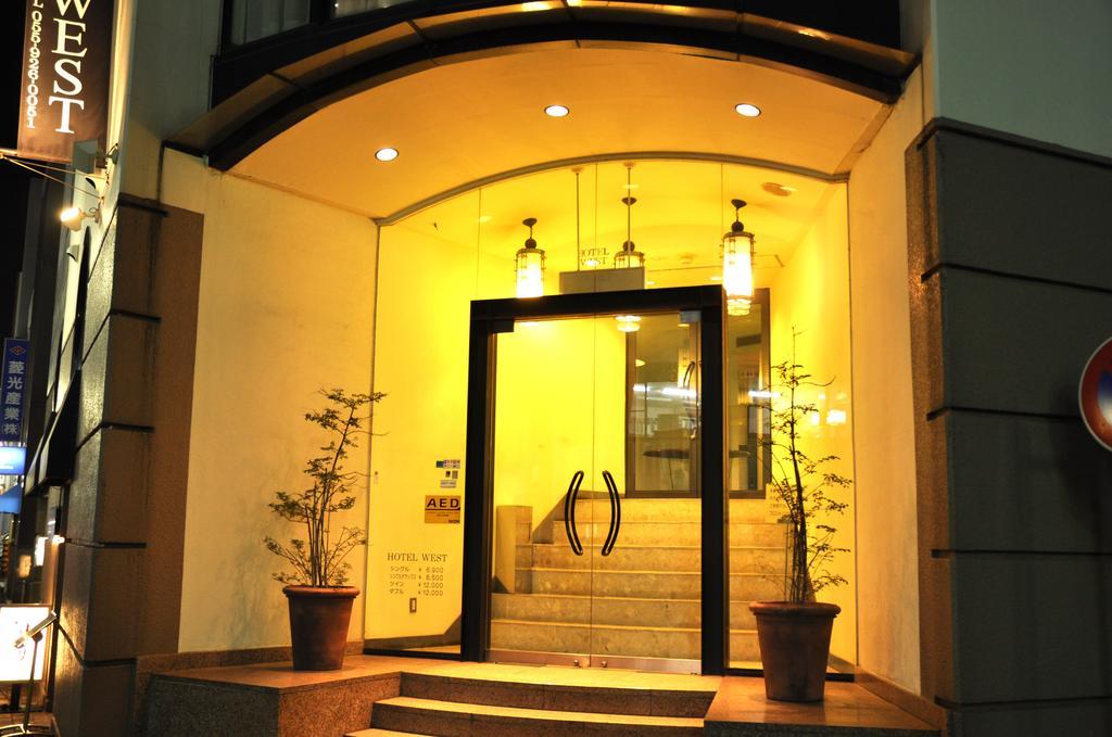 Hotel West Νουμάζου Εξωτερικό φωτογραφία