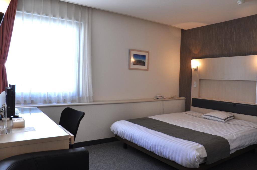 Hotel West Νουμάζου Εξωτερικό φωτογραφία